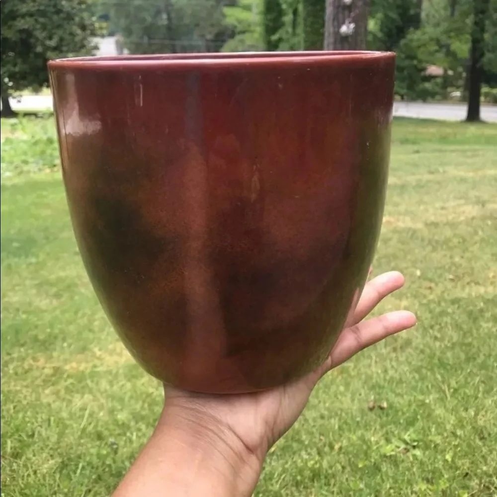 Brown flowers pot